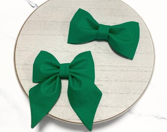 Kelly Green Detachable Dog Bows