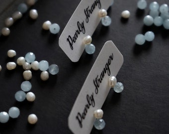 Minimalistische Ohrstecker mit Aquamarin und Barockperlen, Ohrringe aus natürlichen Edelsteinen für elegante Alltagslooks