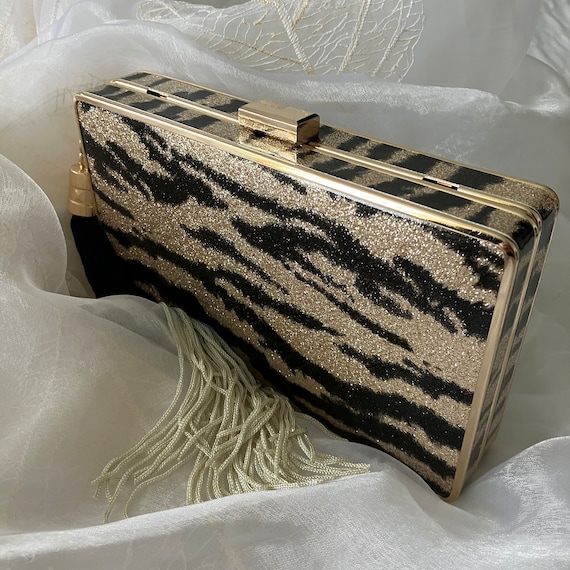 Zebra clutch shop