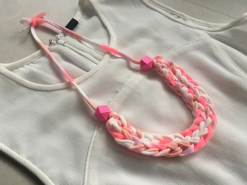 T-shirt yarn necklace crochet necklace geometric bead necklace Neon pink and white fabric necklace