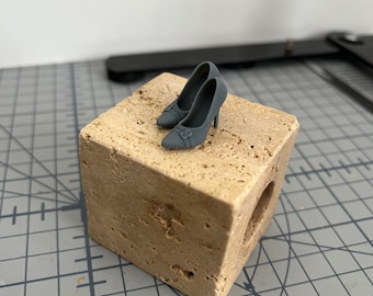 DIY Unpainted high heels shoes for Heidi Ott Ladies (slim models), Phicen dolls or for dollhouse decorations (1:12)