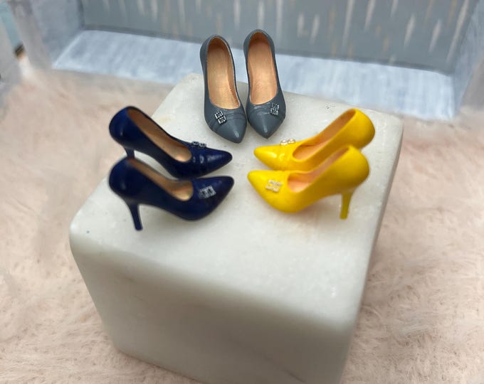 Heigh heels shoes for Heidi Ott Ladies or for dollhouse decorations (1:12)