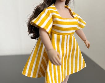 A dress for Phicen doll (1:12) - The doll is not included -