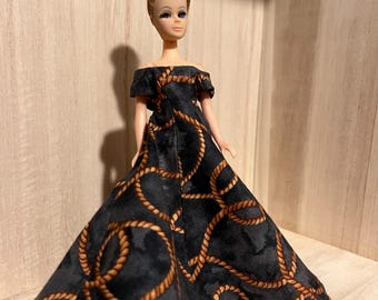 An elegant dress for Dawn Doll (1:12) The doll is not included