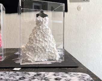 Masterpiece Miniature Floral Bridal Gown 1:12– Hand-Stitched Flower Wedding Dress on Mannequin with Acrylic Case | The Bride Collection 2026