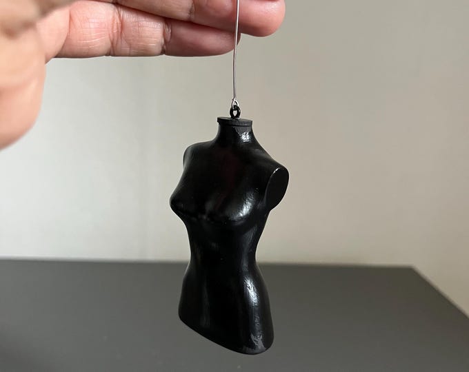 Dressform for dollhouse decorations (1:12)