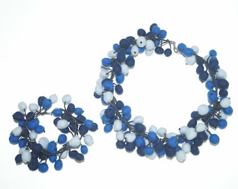 Kette & Armband (Set) oder einzeln aus Filz, blau, erinnert an Beeren mit vielen Filzkugeln, Statement, Modeschmuck, Bib