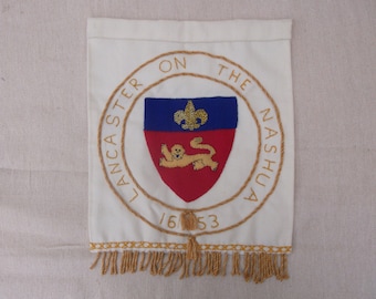 Small Gonfalon, hanging flag, banner, fabric wall hanging, re-enactment standard,