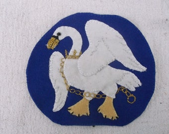 Royal Buckinghamshire Swan Livery badge, crowned and chained swan fabric patch, Medieval livery badge