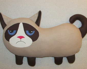 GRUMPY CAT KISSEN