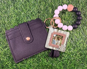 ARCHIVO DIGITAL Llavero cuadrado con foto floral y diseño de sublimación