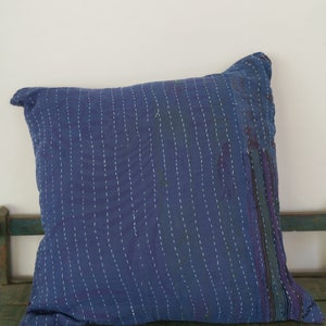 Vintage Kantha Pillow Cover: 50x50cm Bohemian Patchwork Cushion