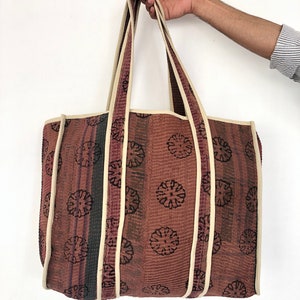 Handmade Vintage Kantha Tote Bag: Quilted Cotton