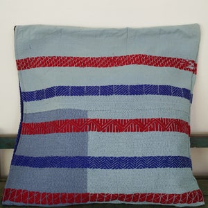 Vintage Kantha Cushion Cover: 50x50cm Bohemian Patchwork Pillow