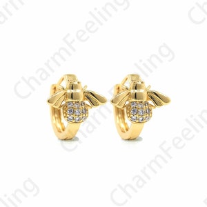 1 pair,Bee Stud Earrings, Insect Earrings, Insect Studs, Bee Studs, Gold Earrings, Bee Earrings  13.5x15x12.8mm