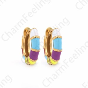 1 paar kleine hoepel, 18K goud gevulde emaille huggie hoepel, minimalistische oorring, is het perfecte cadeau voor haar en het meisje 15x15.5x3.5mm