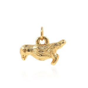 Bird Pendant, Bird Necklace, Flying Necklace, 18K Gold Filled Bird Charm, Animal Necklace, DIY Jewelry Supplies, 14x17x5.5mm