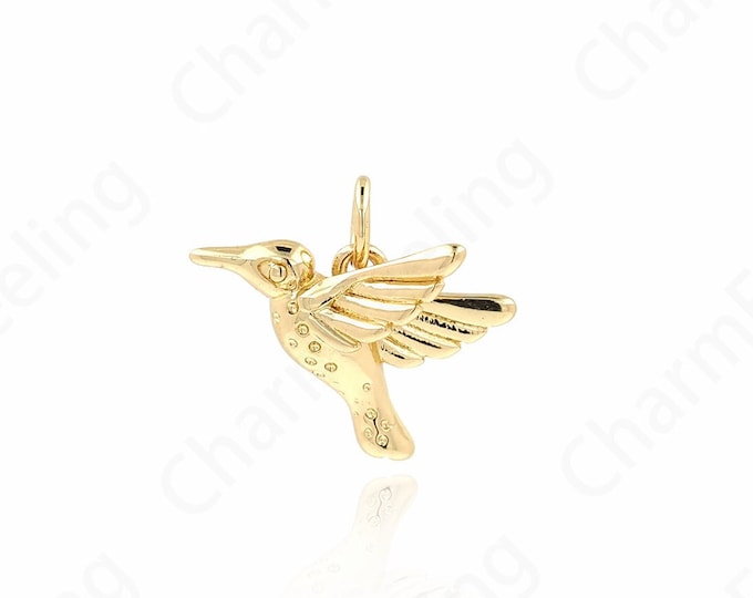 18K Gold Filled Bird Pendant, Flying Jewelry Animal Pendant, Hummingbird Necklace,Animal Charm,Bird Charm,12x16.5x6.5mm