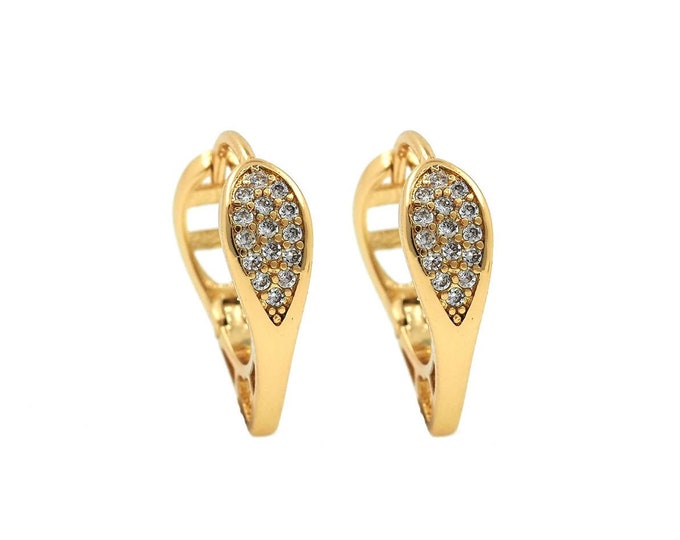 1 Pair,Micropaved CZ Gold Earrings, 18K Gold Filled Heart-Shaped Earrings, Simple Heart-Shaped Earrings, A Gift For Her, 17x13x5mm