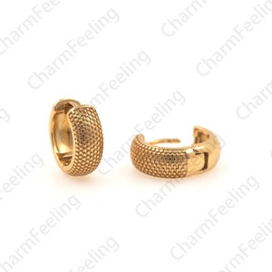 18K goud gevulde ronde oorbellen, minimalistische oorbellen, eenvoudige ronde oorbellen, bump oorbellen 13x14x5.5mm 1 paar