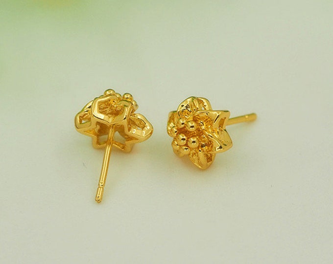 tiny flower earrings,flower post earrings,floral studs,floral gold studs 16*10*9mm 1 pair(2pcs)