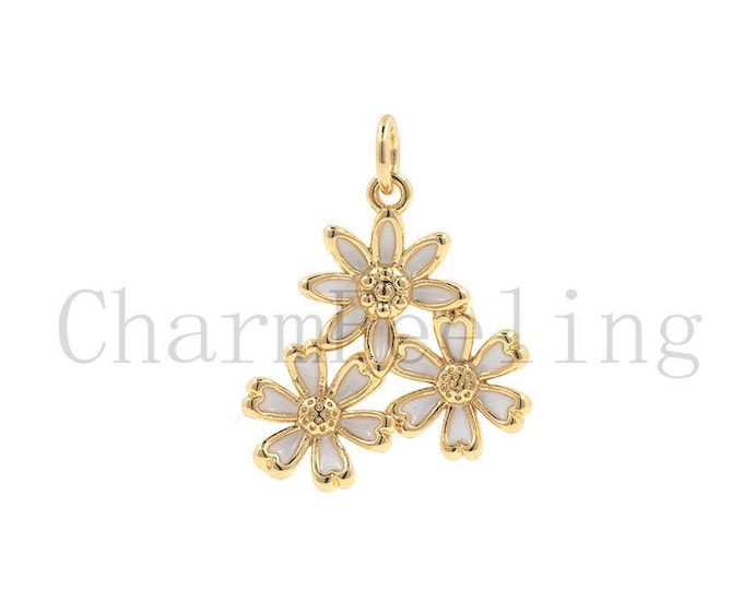 Daisy Pendant Necklace-Daisy Bracelet-white daisy flower-daisy gift 22.5*18*2.8mm  1pcs