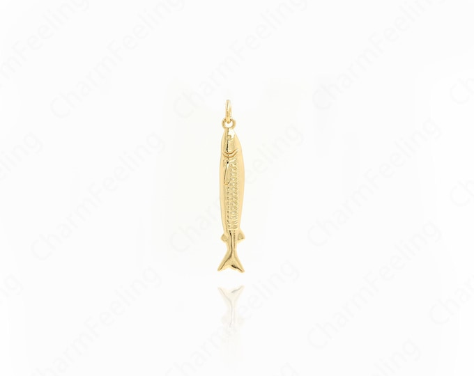 Fish Jewelry, Dainty Fish Necklace, Tropical Fish Pendant, 18K Gold Filled Fish Pendant,Marine Life Jewelry,36.2x5x4.2mm
