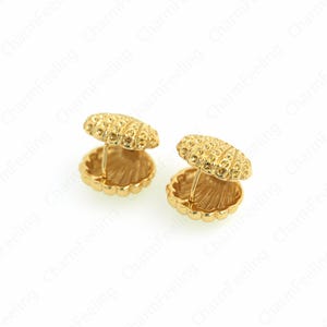 1 pair, Shell Studs Earrings,Shell Studs,18K Gold Filled Shell Jewelry, Marine Charm, Ear Studs Earrings,Ear Hooks,15x15x15mm