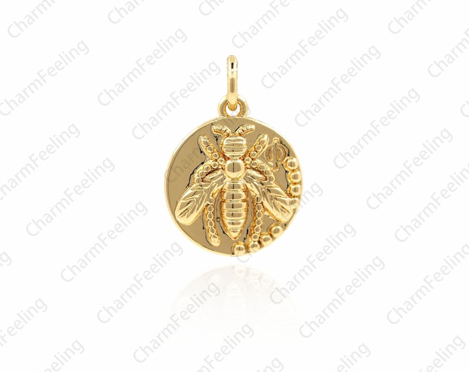 Gold Bee Coin Pendant, Honey Bee Round Charm， Gold Plated  Queen Bee Pendant，bee coin Brass，Fly Charm Pendant 23.5×13×2.5mm  1pcs