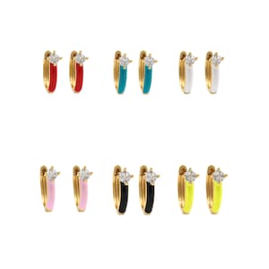 doorboorde oorbellen, multicolor hoepel oorbellen, 18K goud gevulde ronde oorbellen, emaille oorbellen, micropavé CZ emaille oorbellen, 17x16x5.5mm