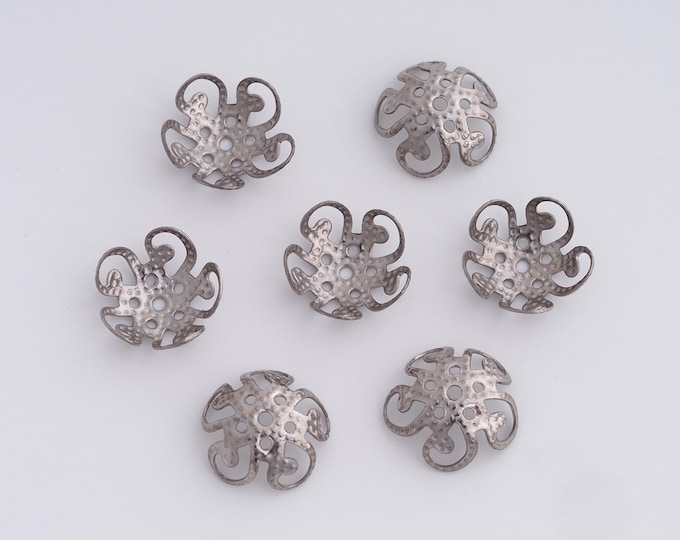 20 pcs Stainless Steel Caps,Spacer Jewelry,Bead Caps,Pearl Caps,Flower Caps,Flower Bead Caps,DIY Gold Jewelry Making,10.4x3.7mm