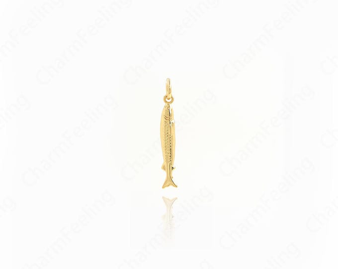 Fish Jewelry, Dainty Fish Necklace, Tropical Fish Pendant, 18K Gold Filled Fish Pendant,Marine Life Jewelry, 25.3x3.4x2.7mm