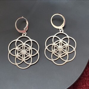 Flower of life Earrings, stainless steel earrings, seed of life earrings, new age jewelry, mystic earrings, spiritual earrings, free shippin