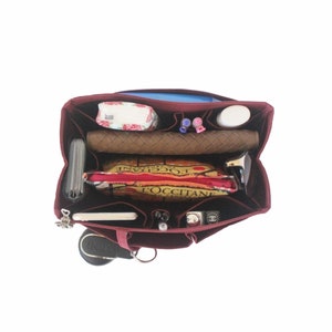 Bag organiser insert for Speedy 25 handbags. Waterproof, Sturdy and lightweight material. Protect your inner handbags from liquid stains and keep everything visible - neatly arranged. 13 Compartments. Semi detach base shaper included.