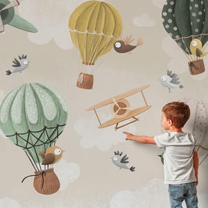 Balloo Balloo Carta da parati per bambini – Palloncini tra le nuvole | Fatto su misura | Autoadesivo o non tessuto | Decorazione della cameretta dei bambini
