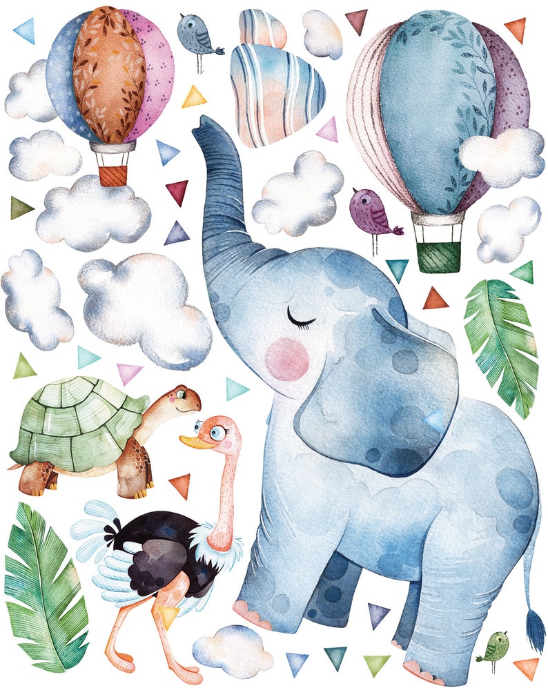 K&ouml;nnte beinhalten: Aquarell-Illustration mit einem blauen Elefanten, Strau&szlig; und Schildkr&ouml;te. Zwei Hei&szlig;luftballons, Wolken, V&ouml;gel und geometrische Formen sind ebenfalls dargestellt. Das Kunstwerk hat einen verspielten Stil mit sanften Farben.