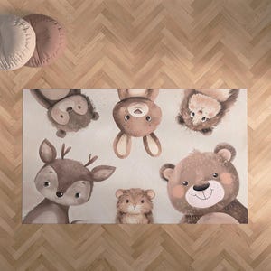 CUDDLY FRIENDS Teppich - Beiger Kinderzimmerteppich mit süßen Tieren