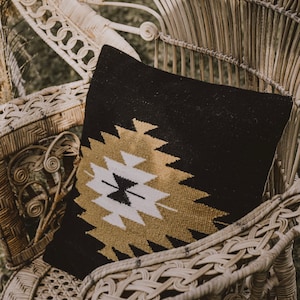 ÄSTHETISCHER KISSENBEZUG | Kissenbezug im Ethno-Stil | Baumwollkissenbezug | Handgefärbter Kissenbezug | Hochwertiger Boho-Designer-Kissenbezug Bild 3