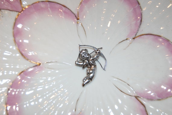 Vintage - Unmarked Sterling Silver - Cupid Pin - image 4