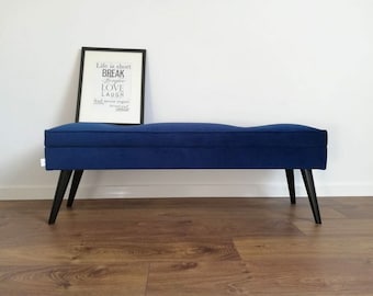 Banquette rembourrée bleu marine avec rangement LOVARE avec passepoil de Rossi Furniture