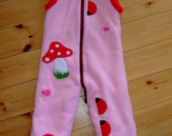 Sleeping bag with legs "mushroom" size 68-104