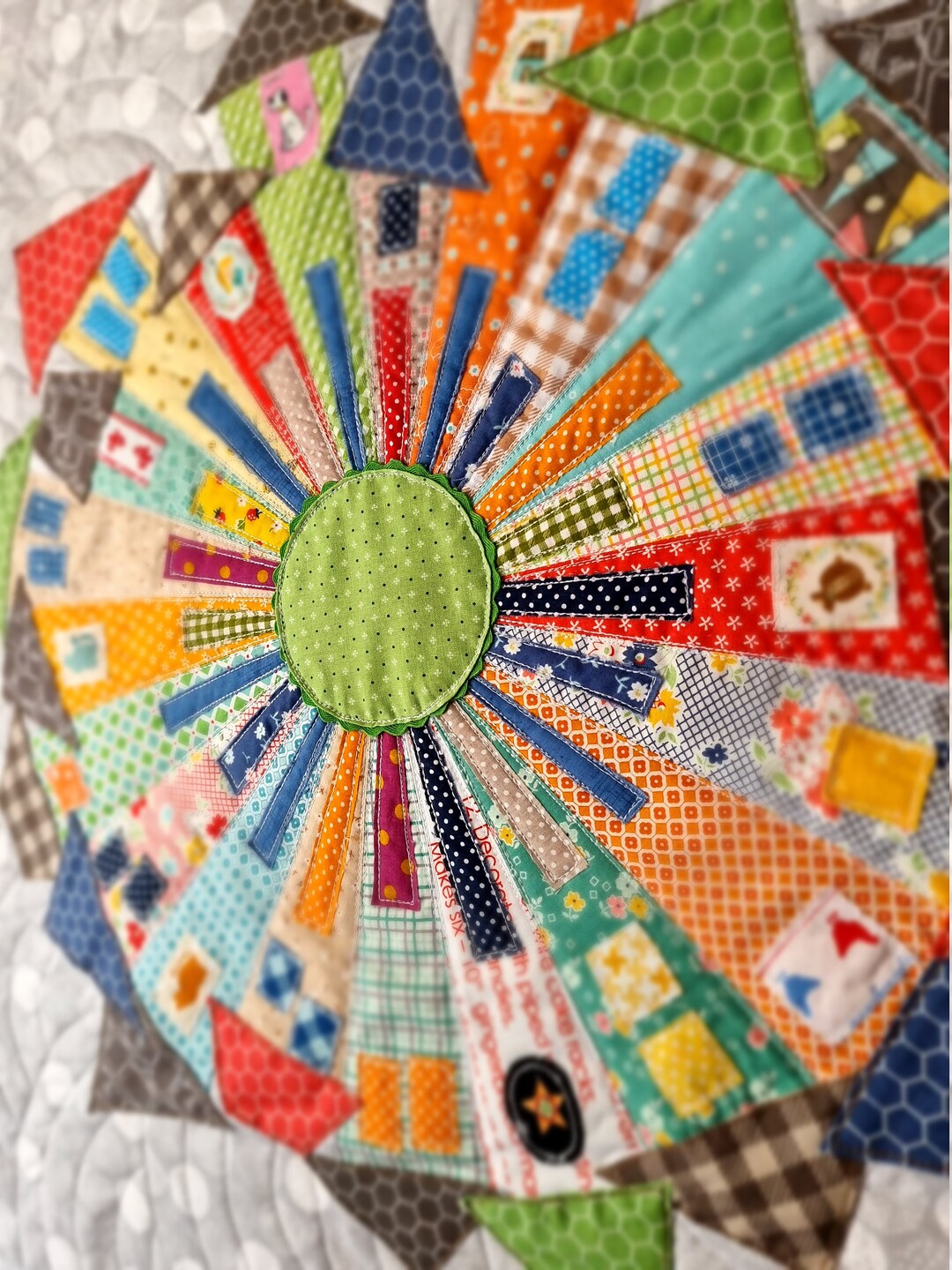 Houses Buildings Quilt, Colorful Quilt, Circle Quilt, Personalized Quilt. Rag Quilt, Cotton