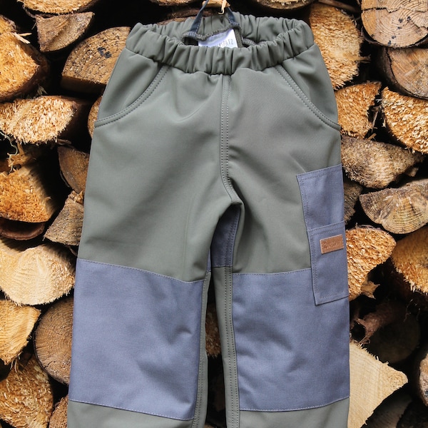 Sotftshellhose/Matschhose "Grünspecht" olive grün junge mädchen unisex hose robustbesatz