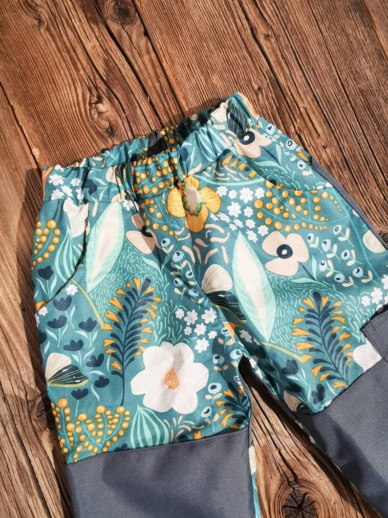 Pantalon d'extérieur/pantalon de boue Garden Party coloré avec des fleurs et des papillons image 4