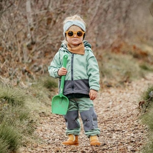 Lightweight softshell jacket &quot;Waldelf&quot; mint lime green boys girls outdoor jacket windproof water-repellent with hood and pockets