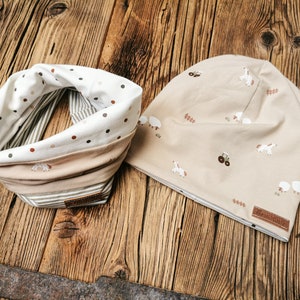 Set of beanie and loop in sand with farm motif hat and scarf for boys and girls