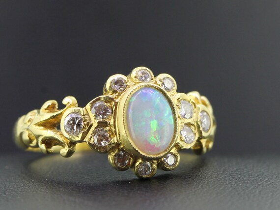 Alluring  Opal and Diamond 18 carat Gold Cluster … - image 4