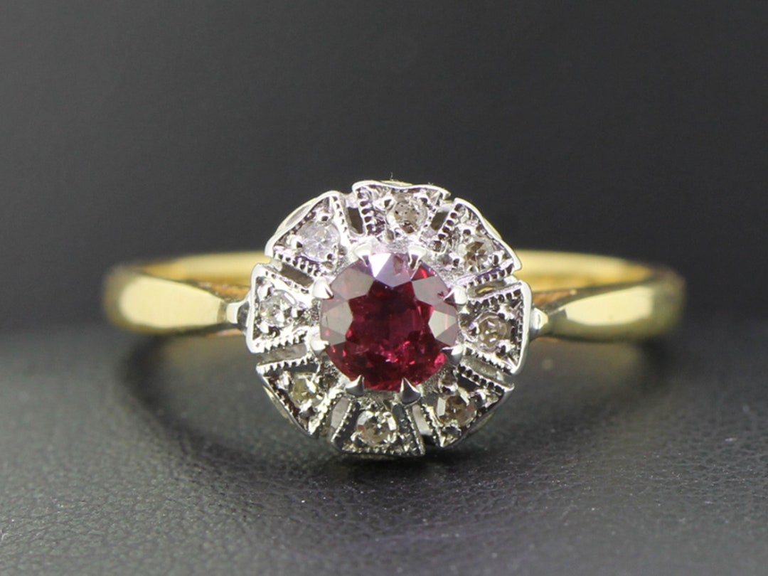 Pretty 1940s Ruby and Diamond 18 Carat Gold and Platinum - Etsy