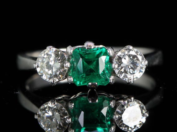1920s Colombian Emerald and Diamond Trilogy Platinum Ring