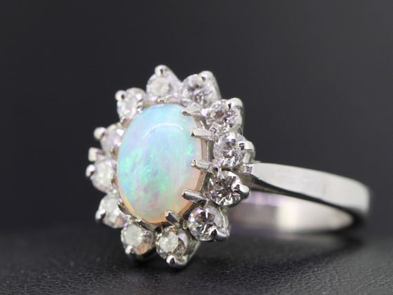 Stunning Opal and Diamond 18 carat Gold Cluster E… - image 2